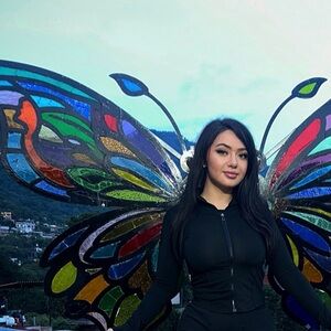 Meet your Posher, Mariana